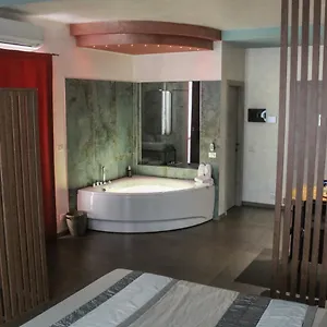 Garda Fantasy - Jacuzzi דירה דסנזאנו דל גארדה