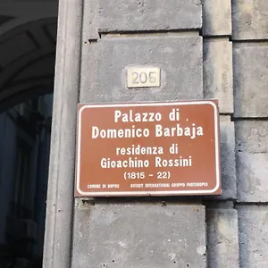 לינה וארוחת בוקר Barbaja In Street Toledo 205, נאפולי