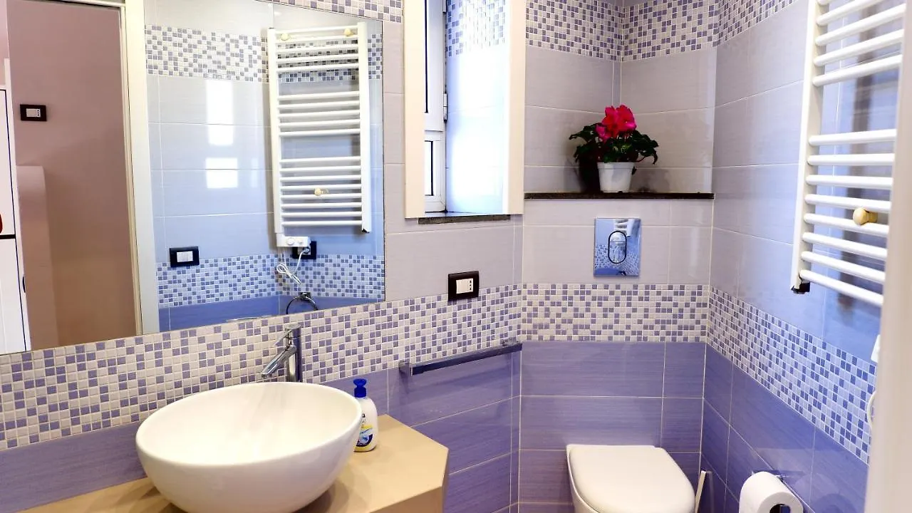 נאפולי B&B Federico II לינה וארוחת בוקר